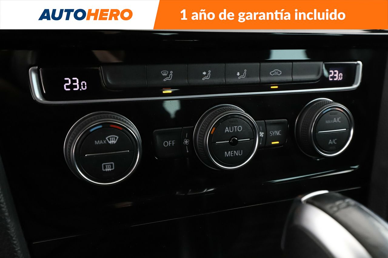 Foto Volkswagen Golf 21