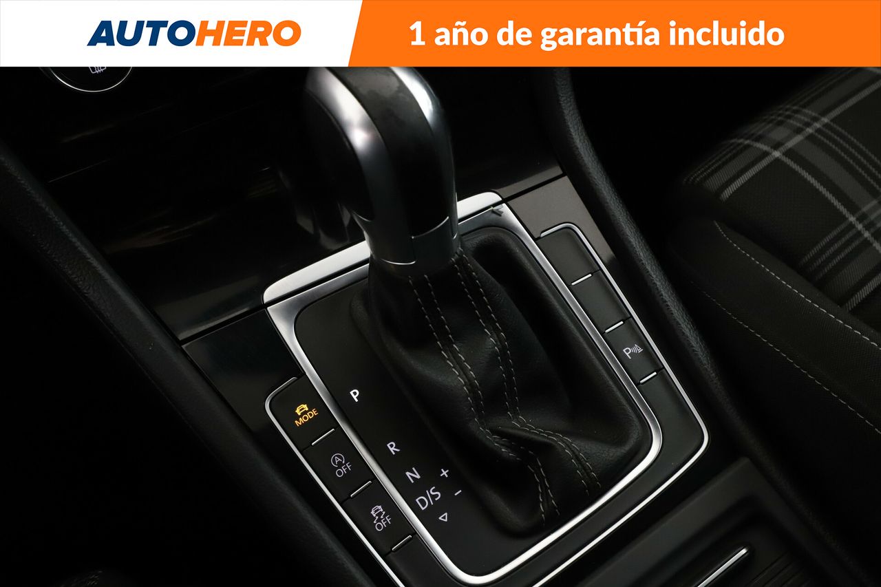 Foto Volkswagen Golf 23