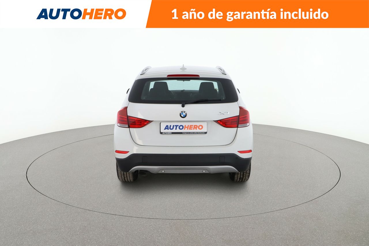 Foto BMW X1 4
