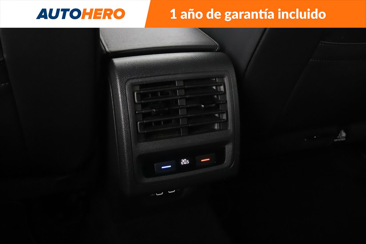 Foto Volkswagen Golf 28