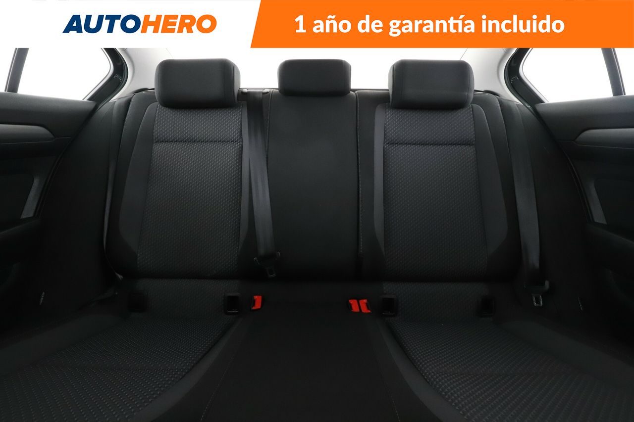 Foto Volkswagen Passat 15