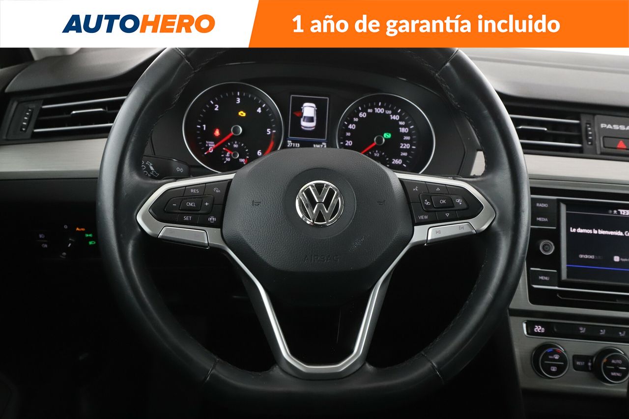 Foto Volkswagen Passat 19