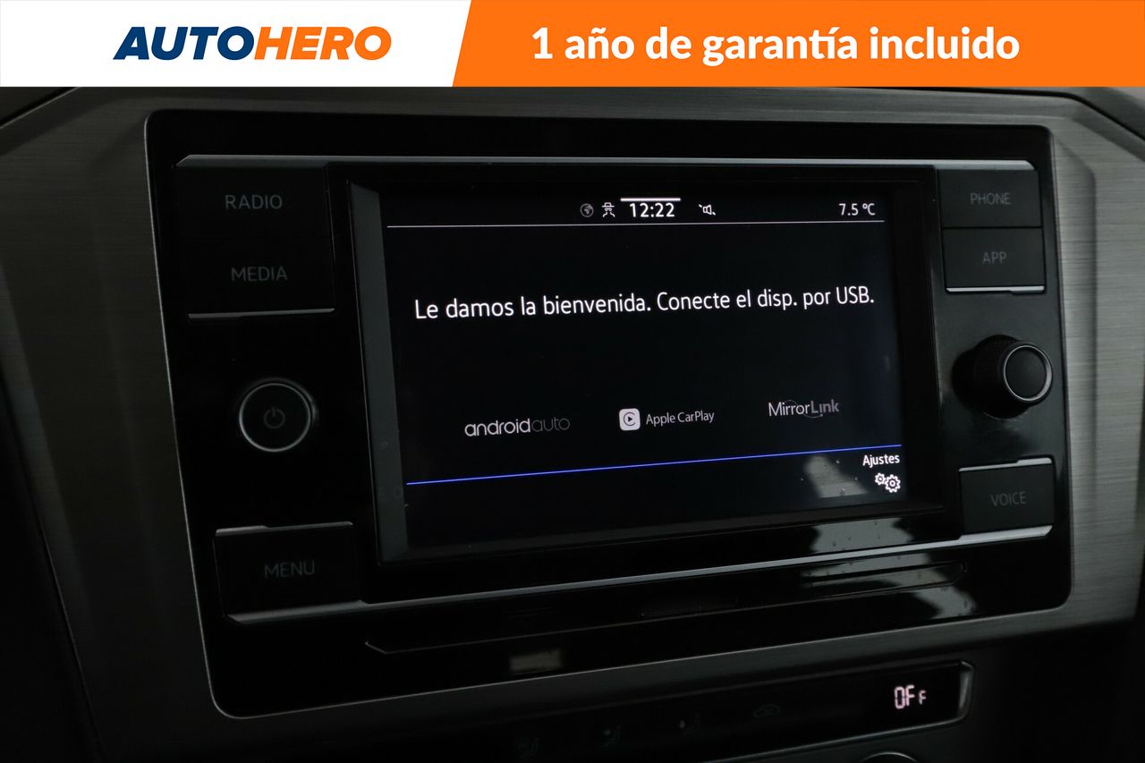 Foto Volkswagen Passat 23