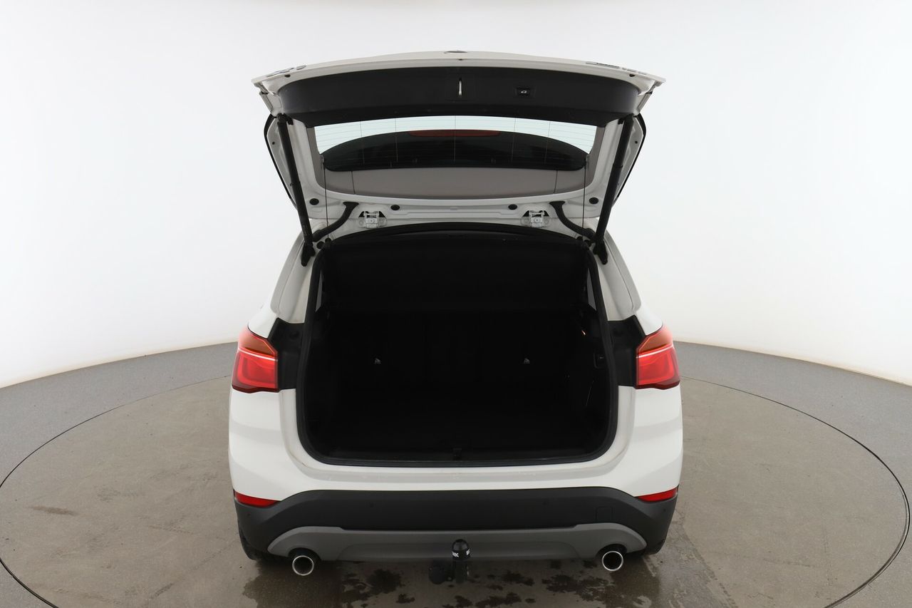 Foto BMW X1 16