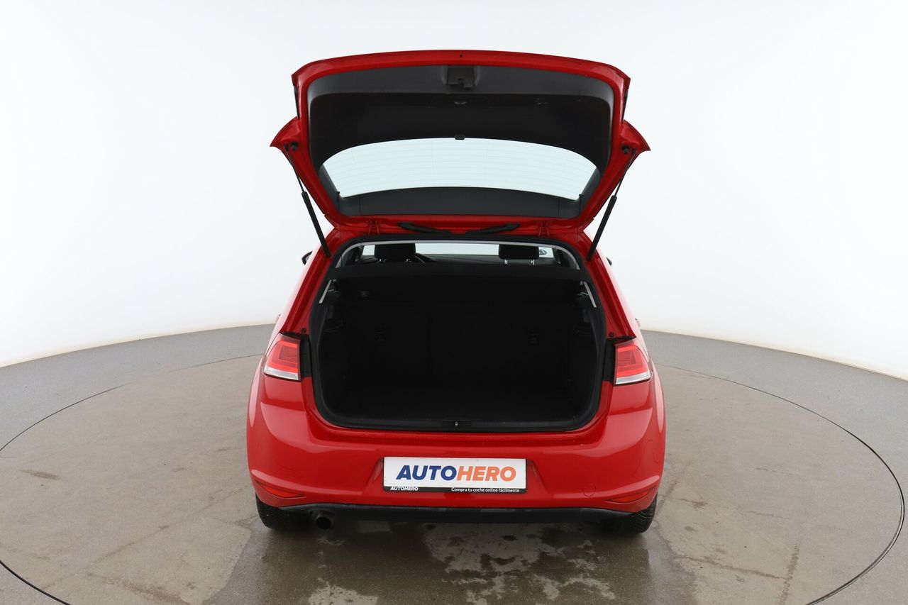 Foto Volkswagen Golf 16