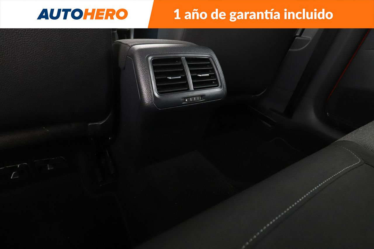 Foto Volkswagen Golf 21