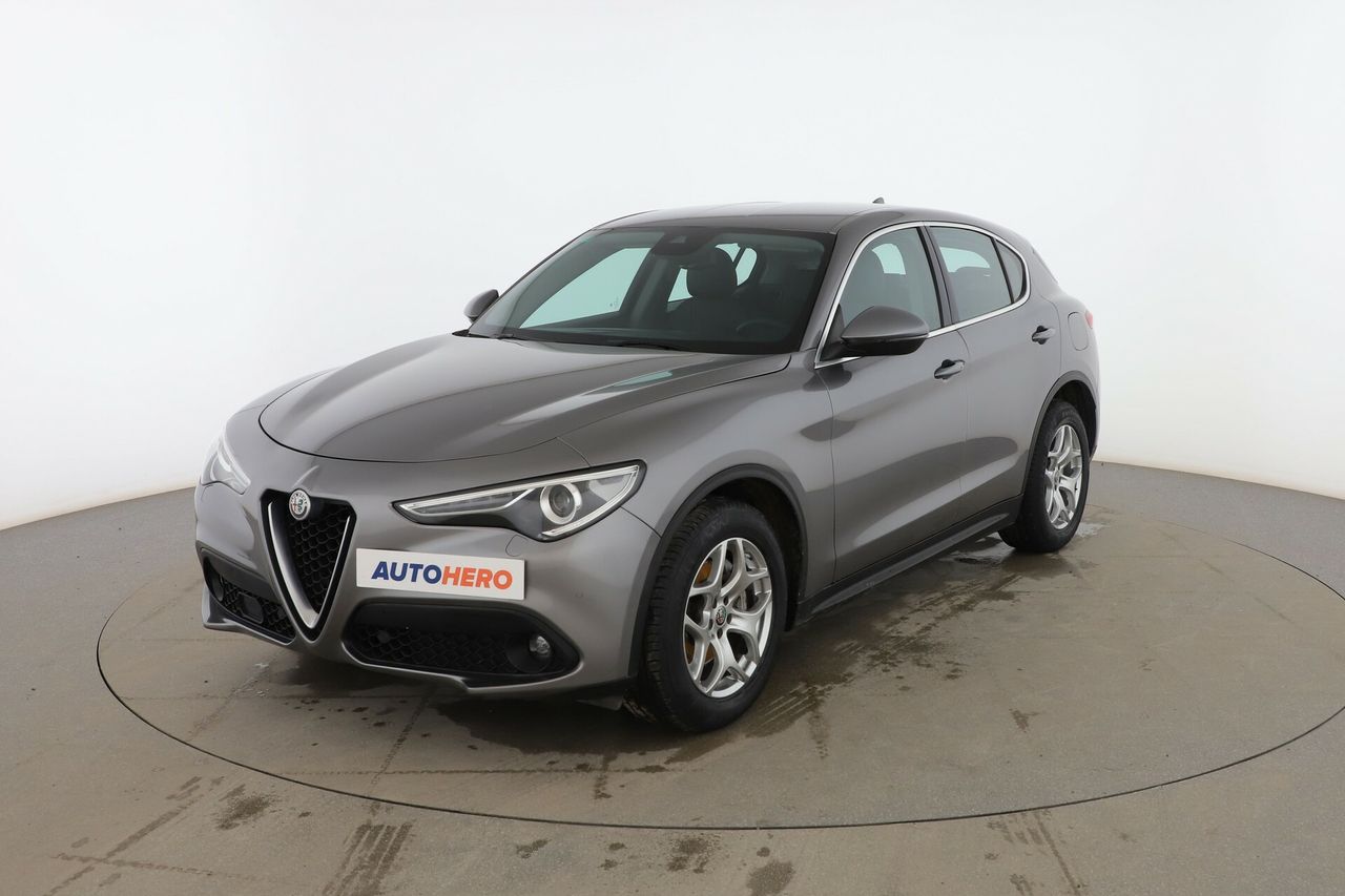 Foto Alfa Romeo Stelvio 1