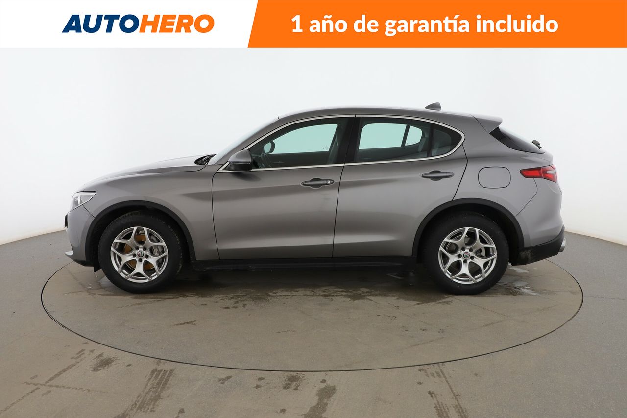 Foto Alfa Romeo Stelvio 2