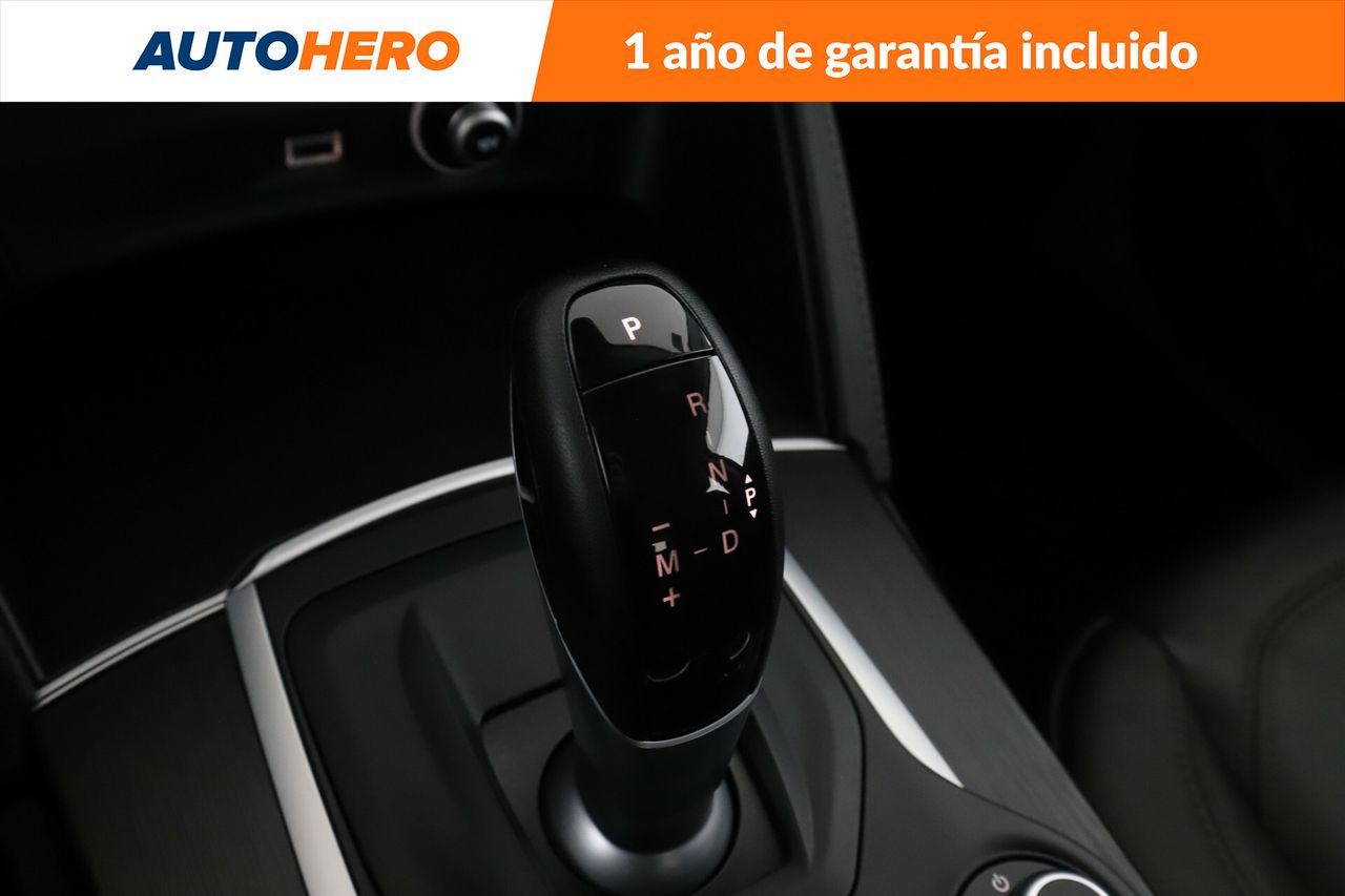 Foto Alfa Romeo Stelvio 28