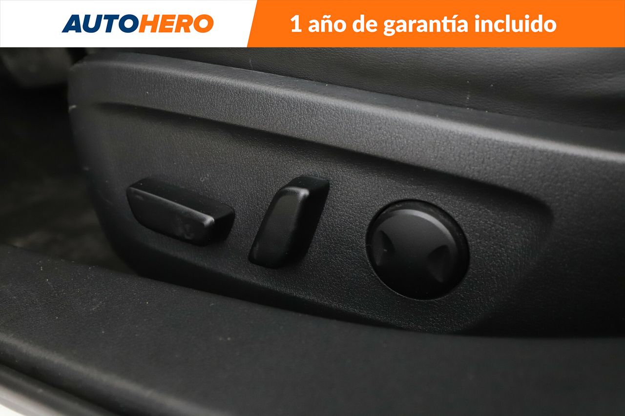Foto Mazda Mazda3 33