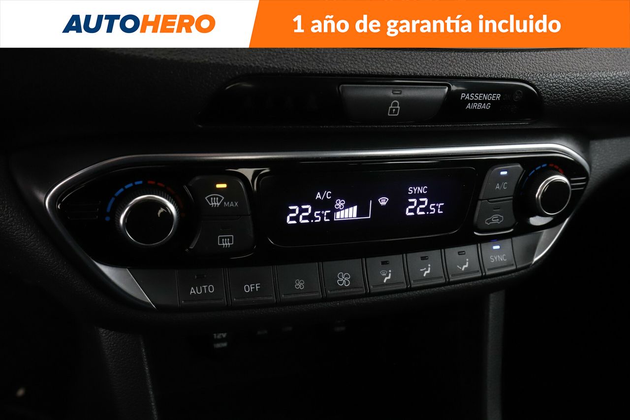 Foto Hyundai i30 24
