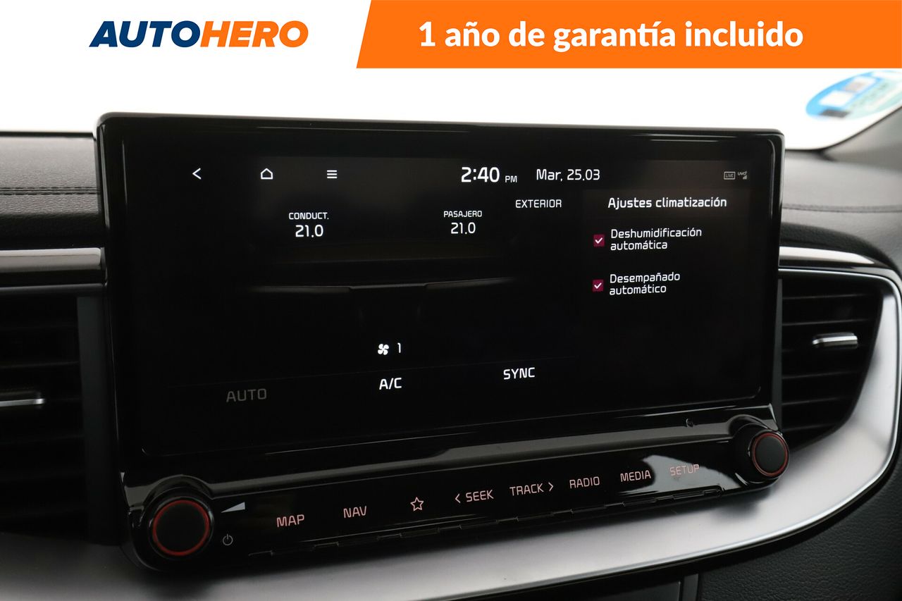 Foto Kia XCeed 26