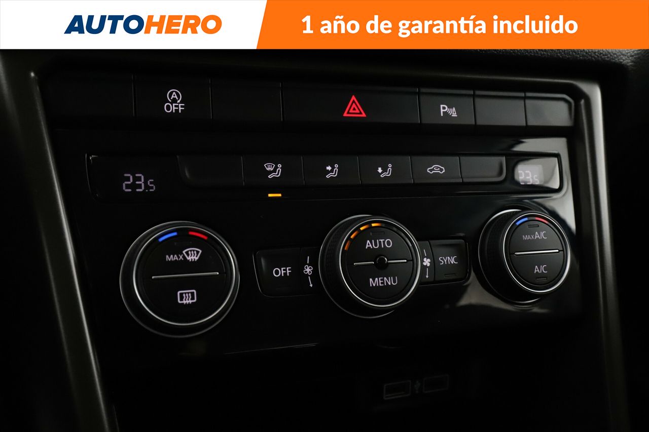 Foto Volkswagen T-Roc 27