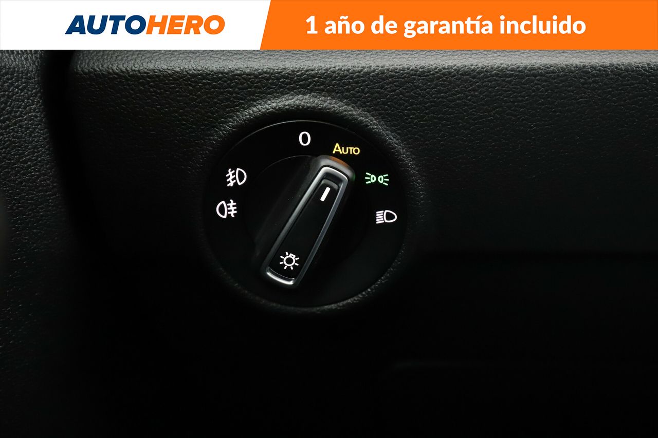Foto Volkswagen T-Roc 31