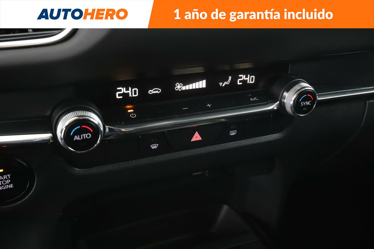 Foto Mazda CX-30 24