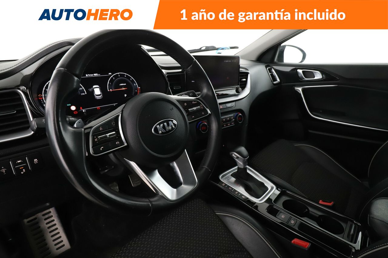 Foto Kia XCeed 11