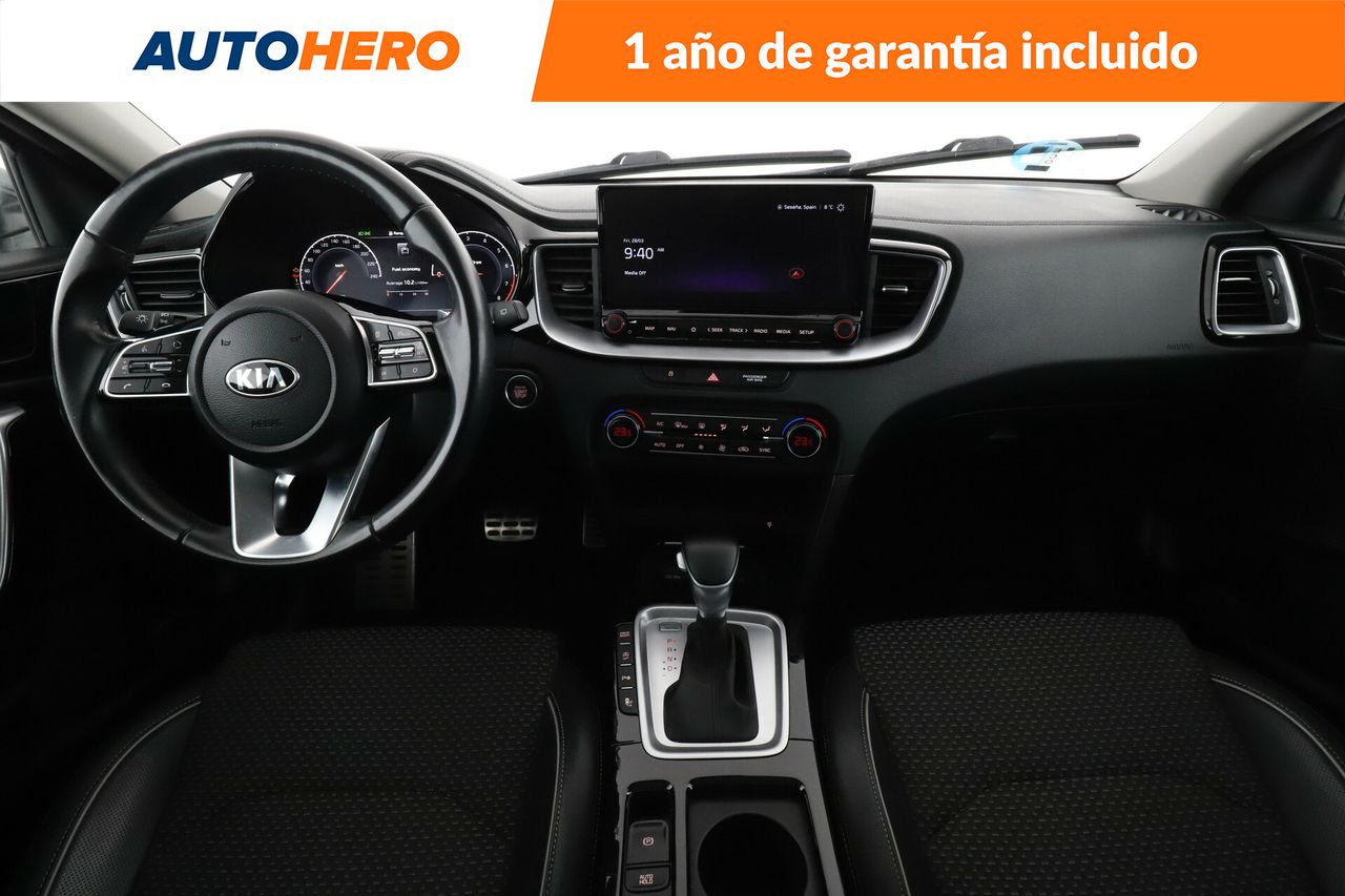 Foto Kia XCeed 12