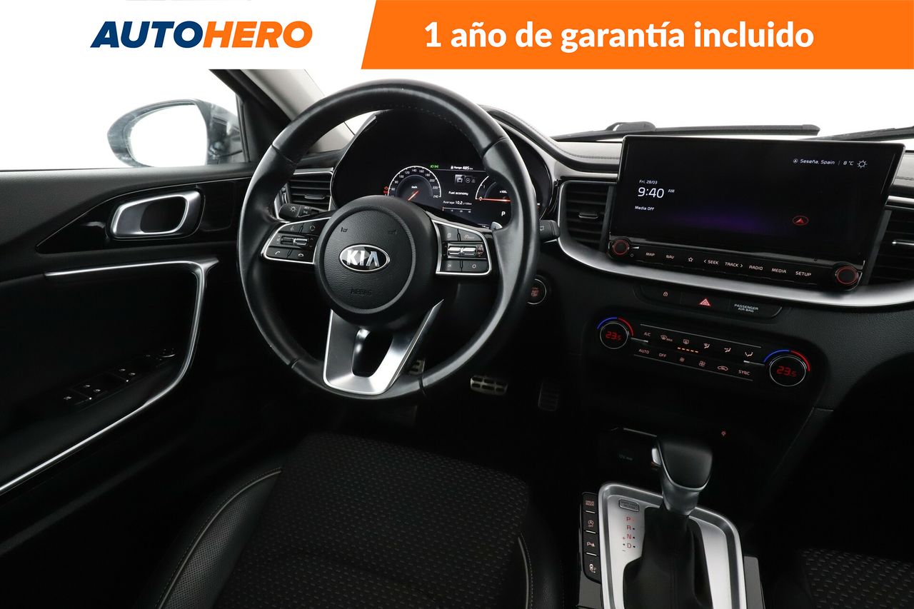 Foto Kia XCeed 13