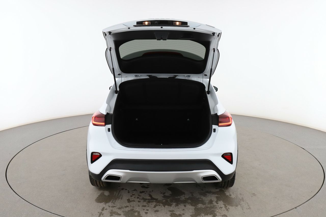 Foto Kia XCeed 16