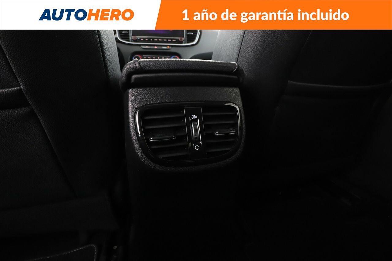 Foto Kia XCeed 22