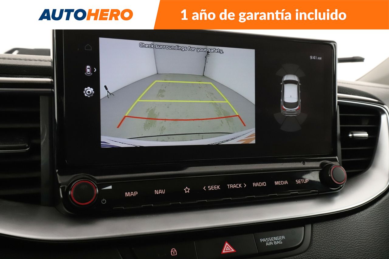 Foto Kia XCeed 26
