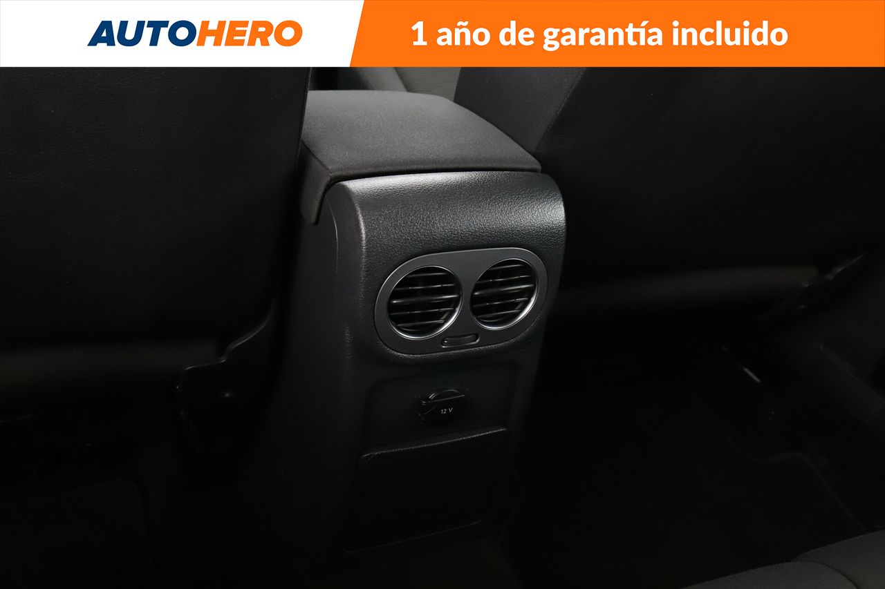 Foto Volkswagen Tiguan 21