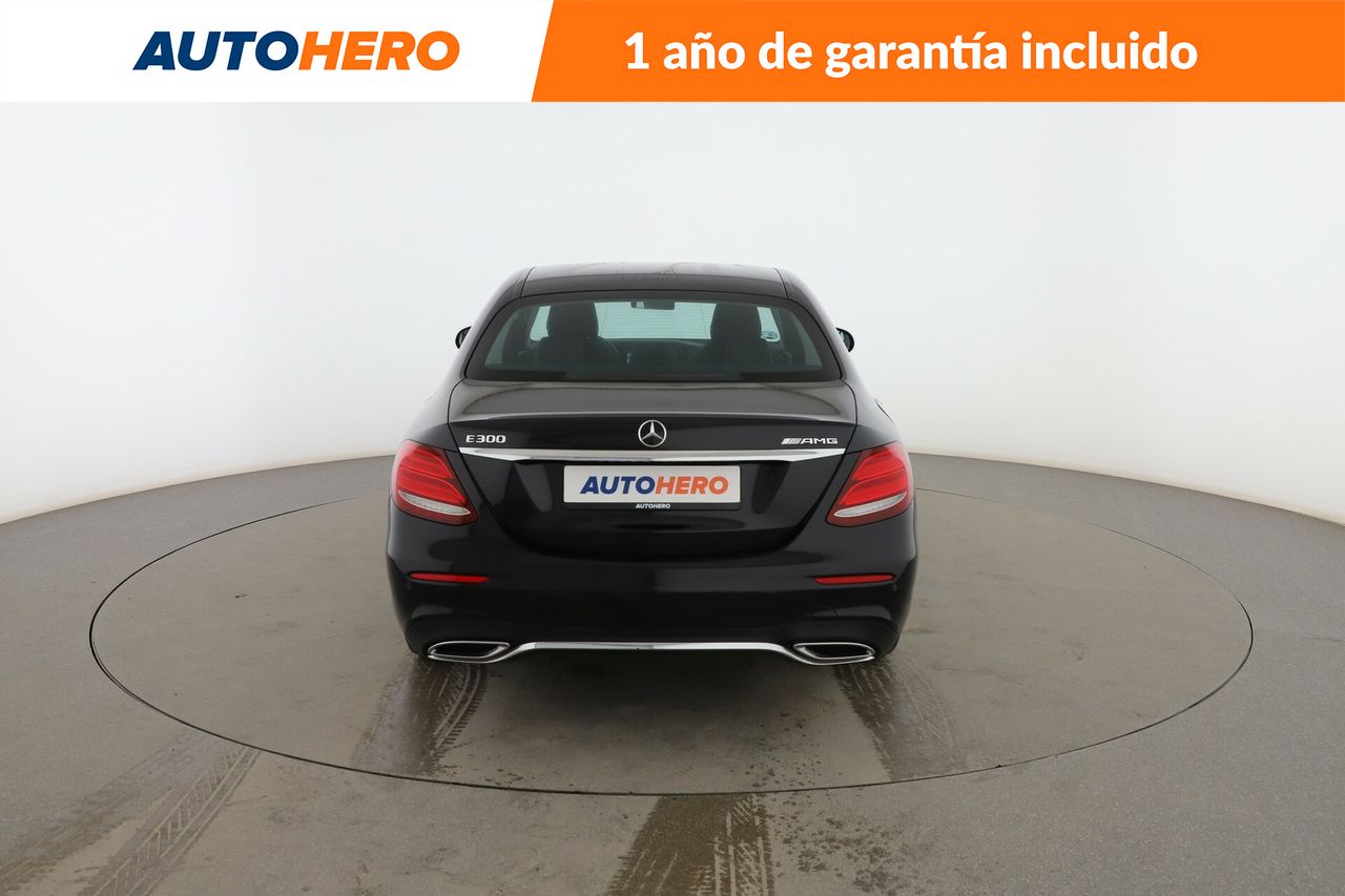 Foto Mercedes-Benz Clase E 4