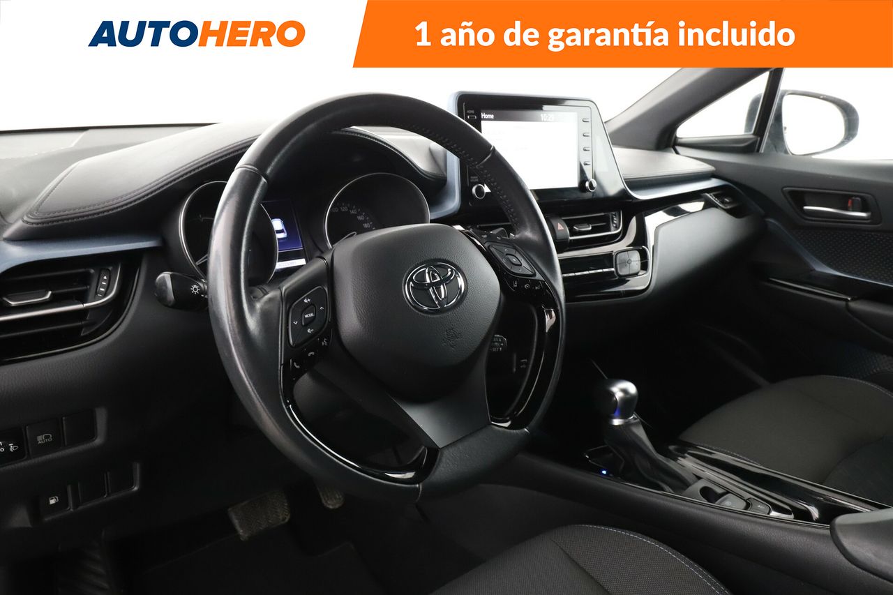 Foto Toyota C-HR 11