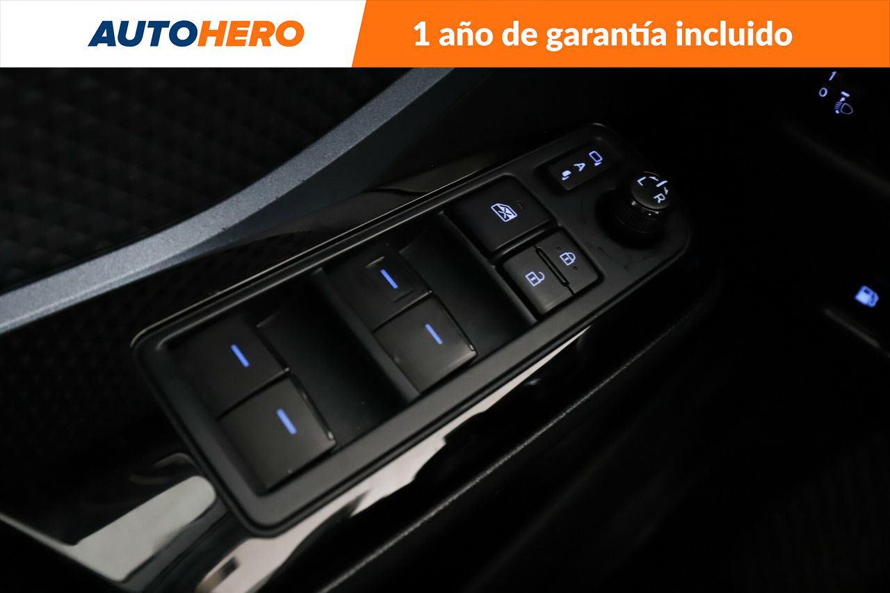 Foto Toyota C-HR 21