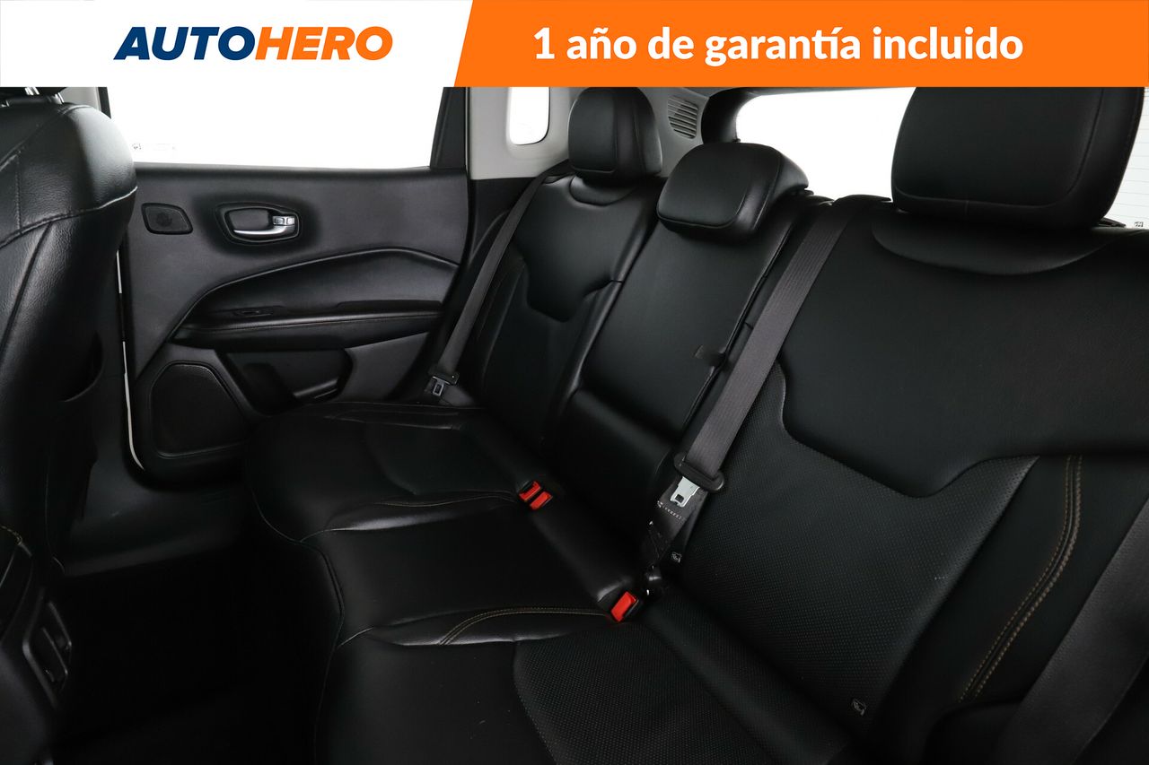 Foto Jeep Compass 14