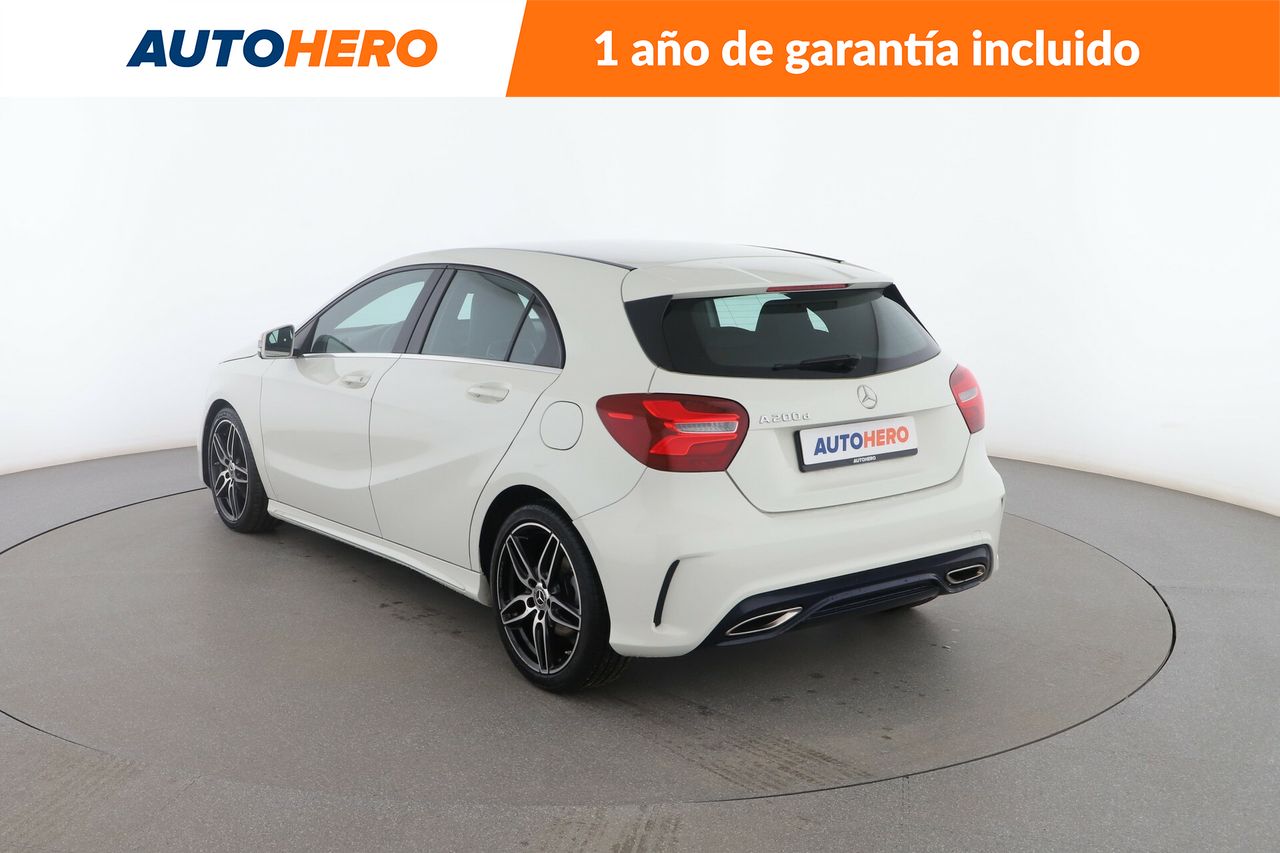 Foto Mercedes-Benz Clase A 3