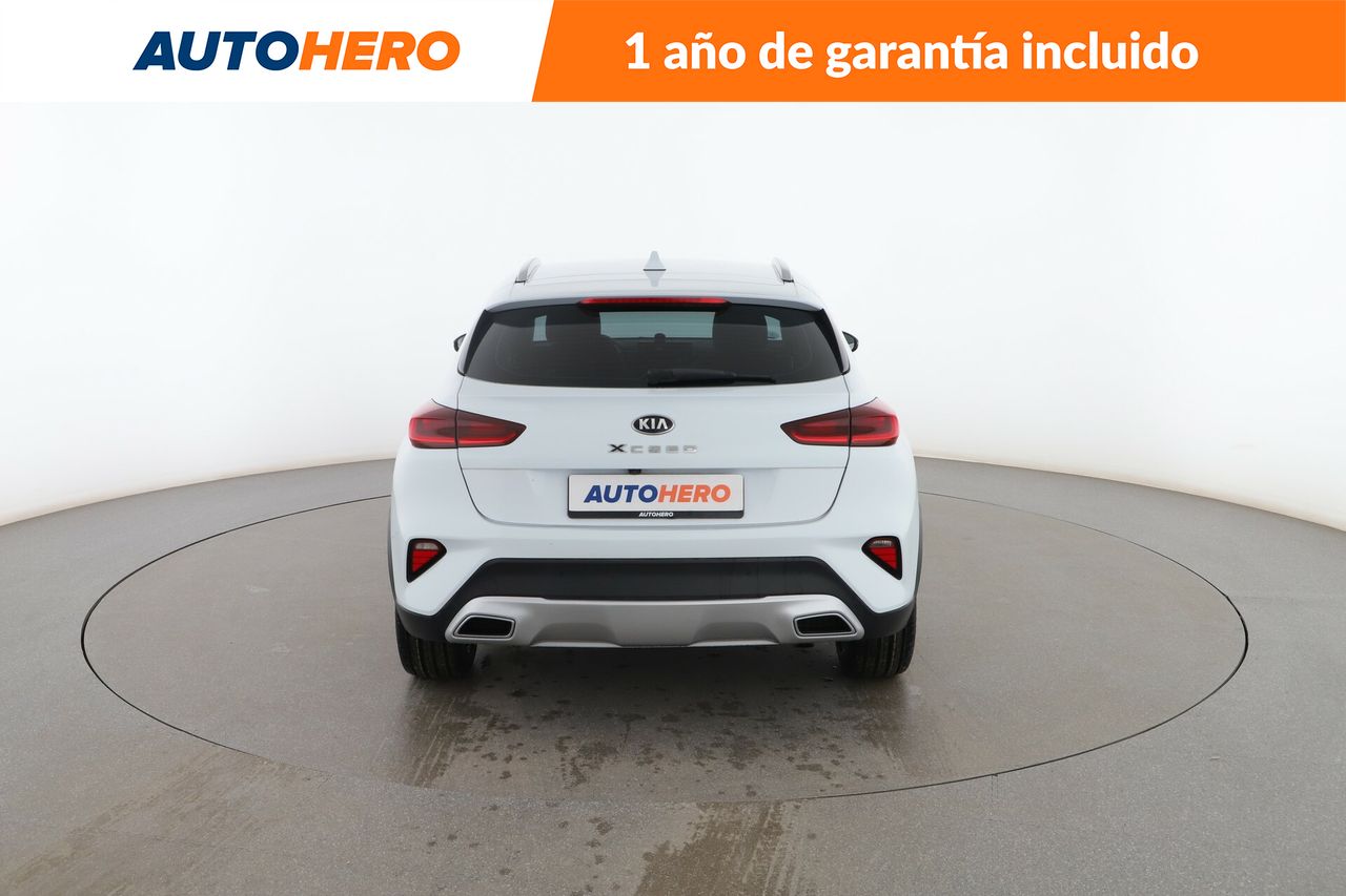 Foto Kia XCeed 4