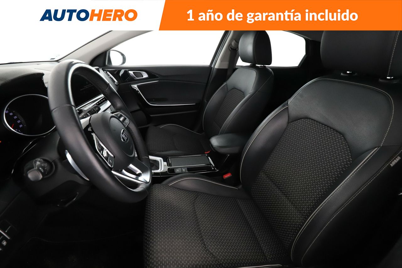 Foto Kia XCeed 10