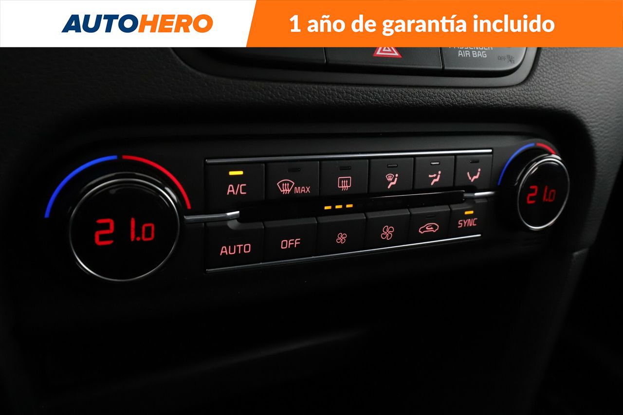 Foto Kia XCeed 26