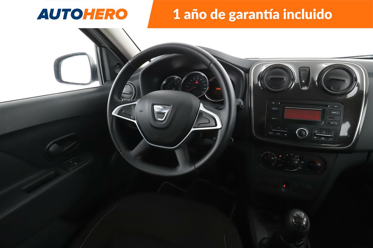 Foto Dacia Sandero 14