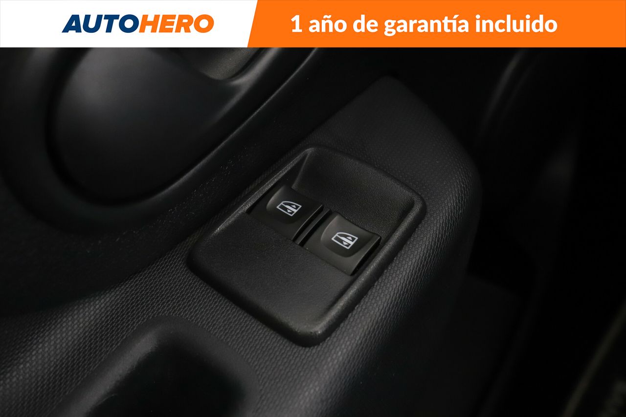 Foto Dacia Sandero 23