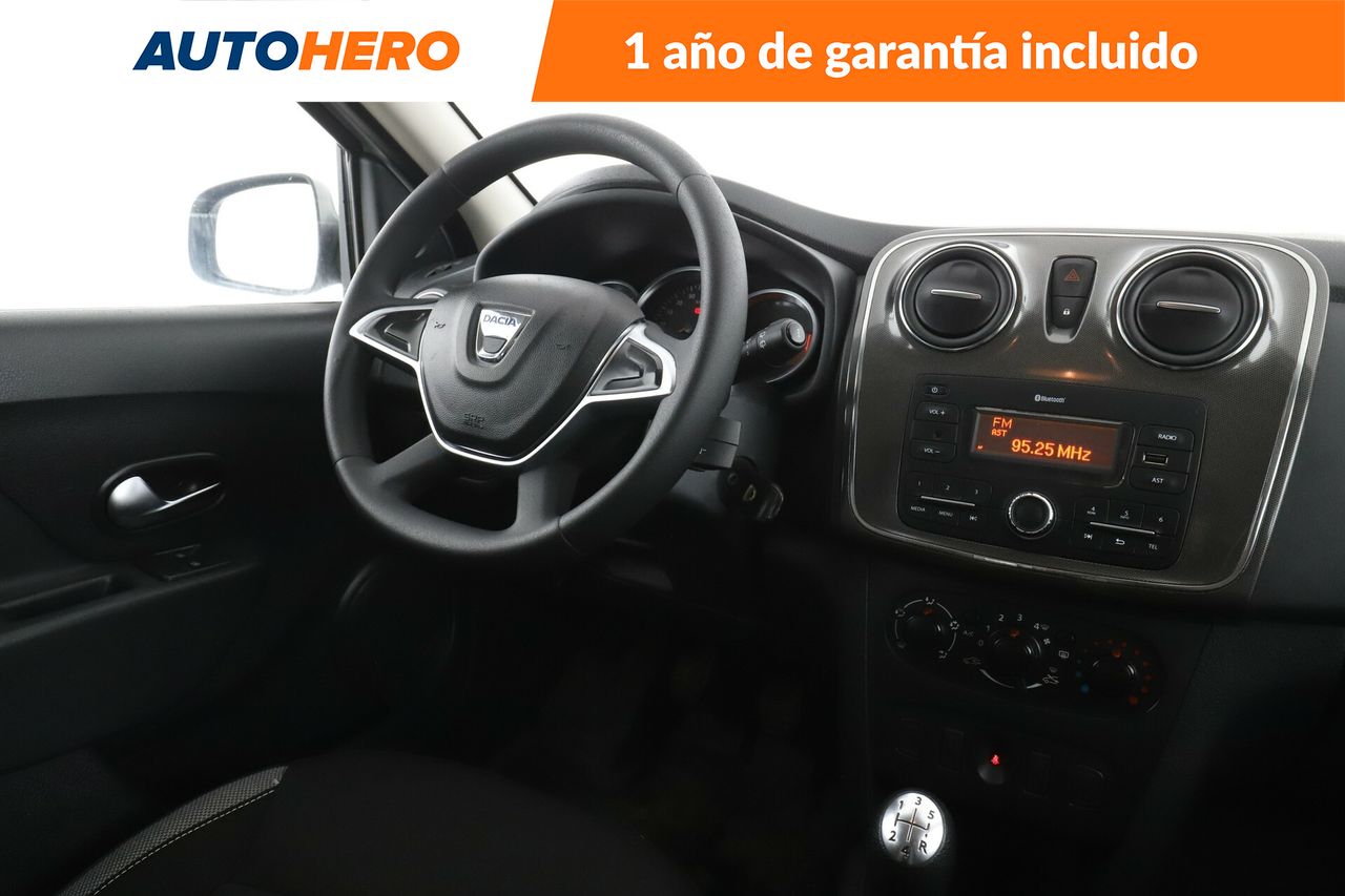 Foto Dacia Sandero 14