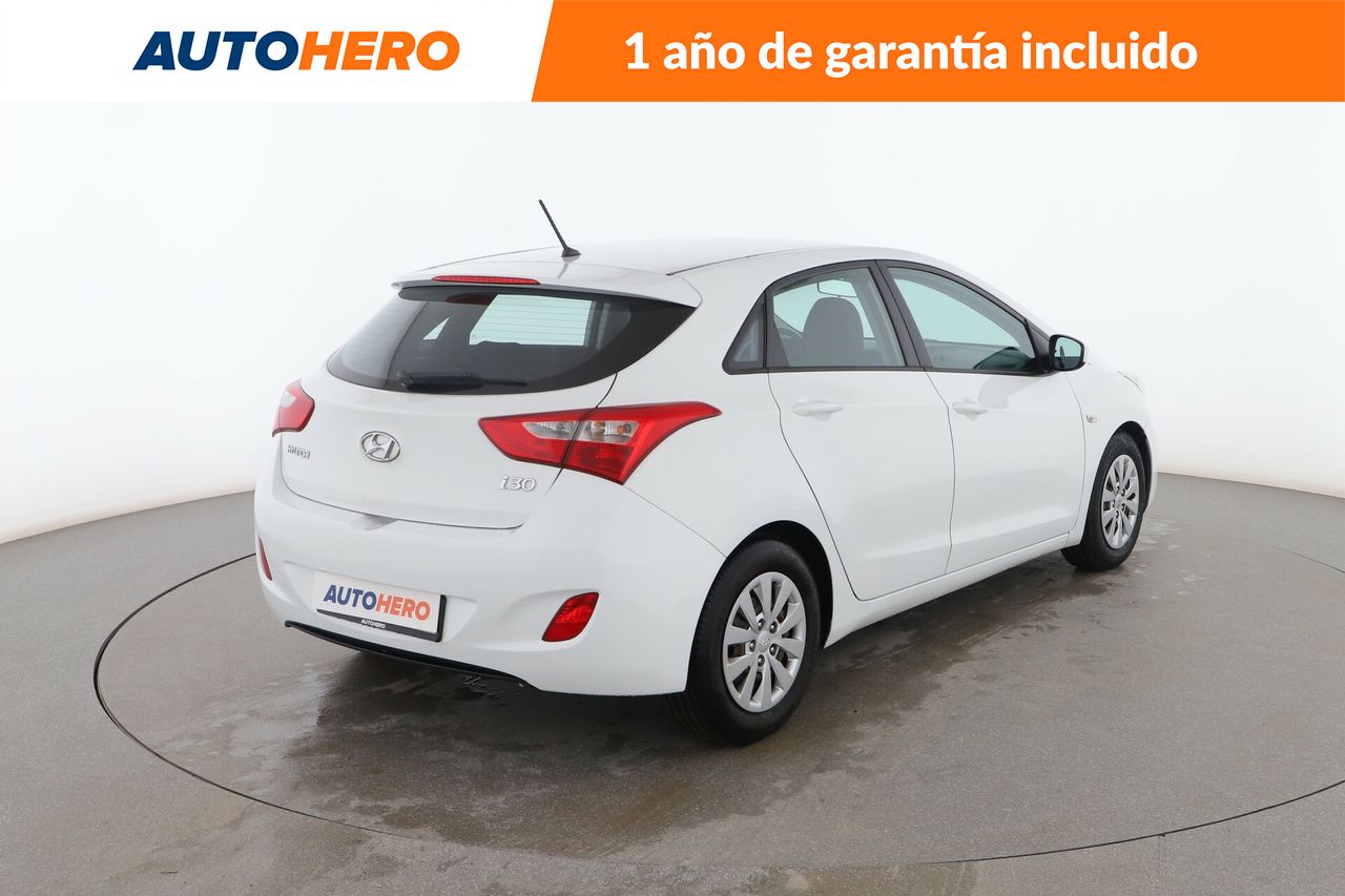 Foto Hyundai i30 6