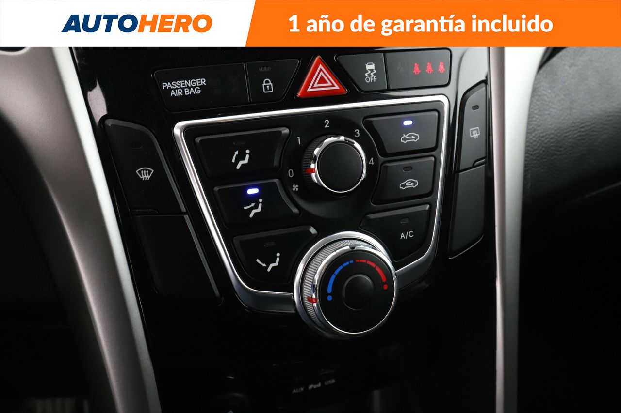 Foto Hyundai i30 21
