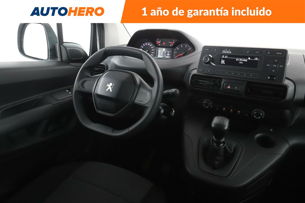 Foto Peugeot Rifter 13