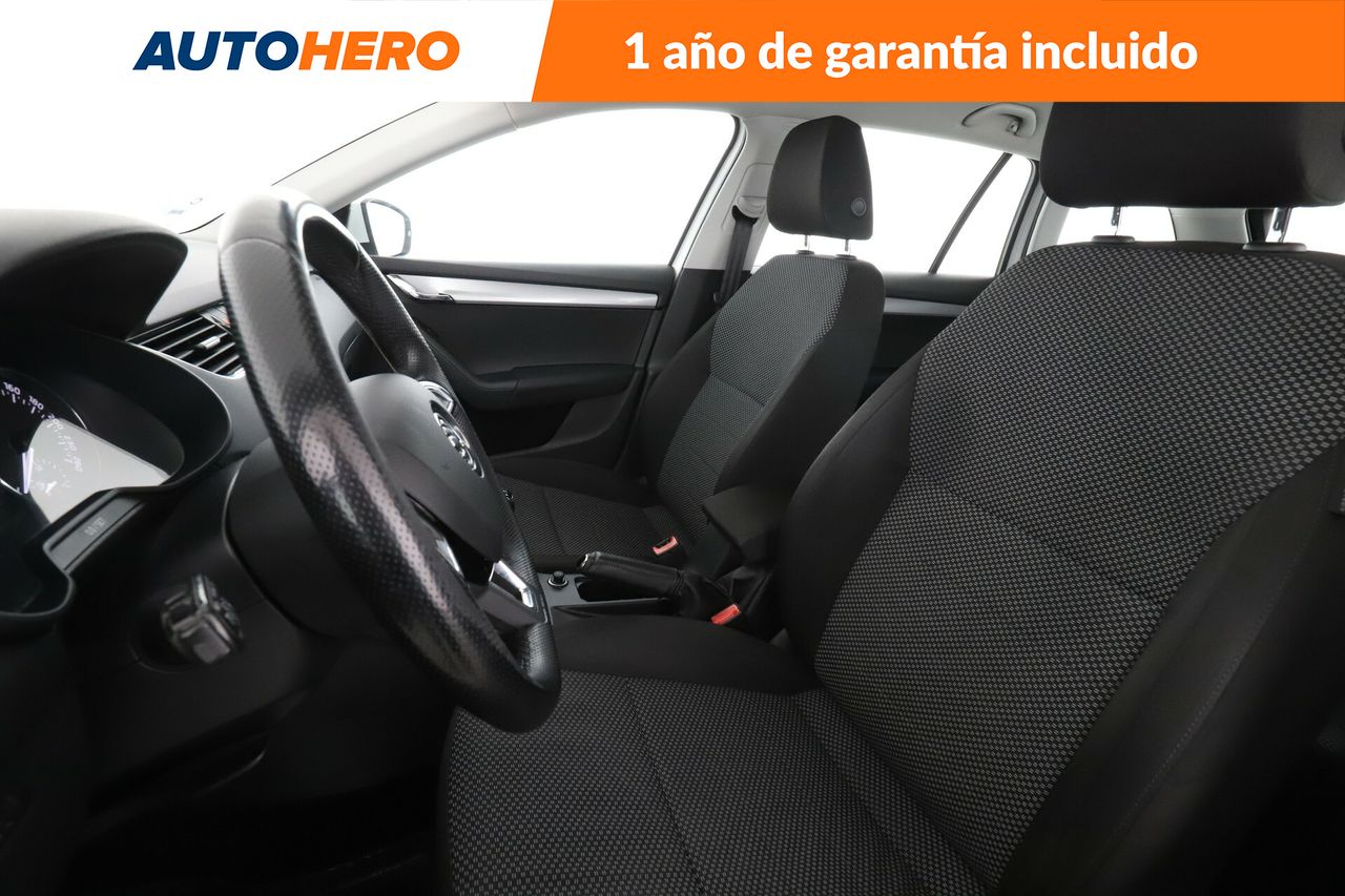Foto Skoda Octavia 10