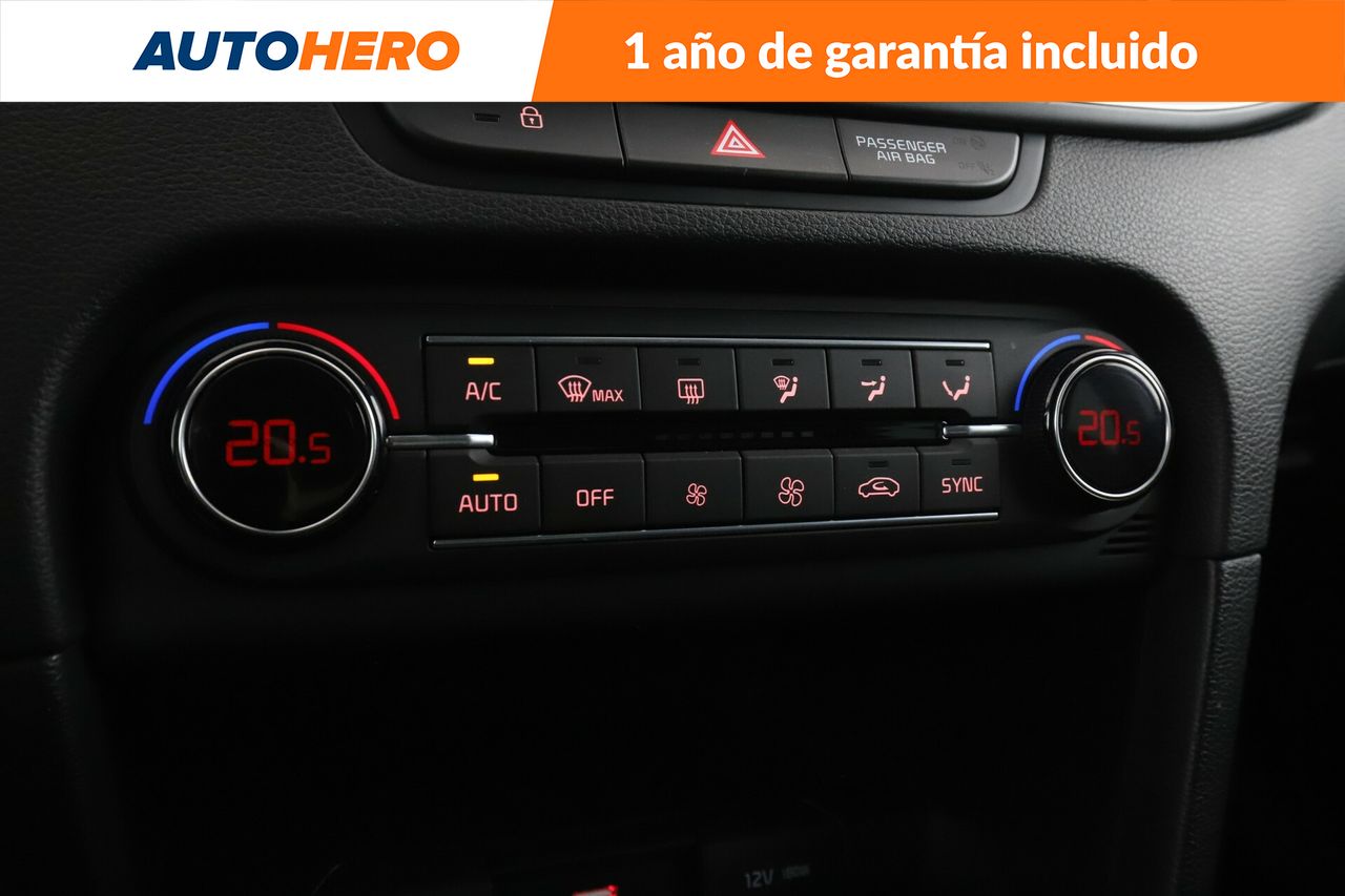 Foto Kia XCeed 22