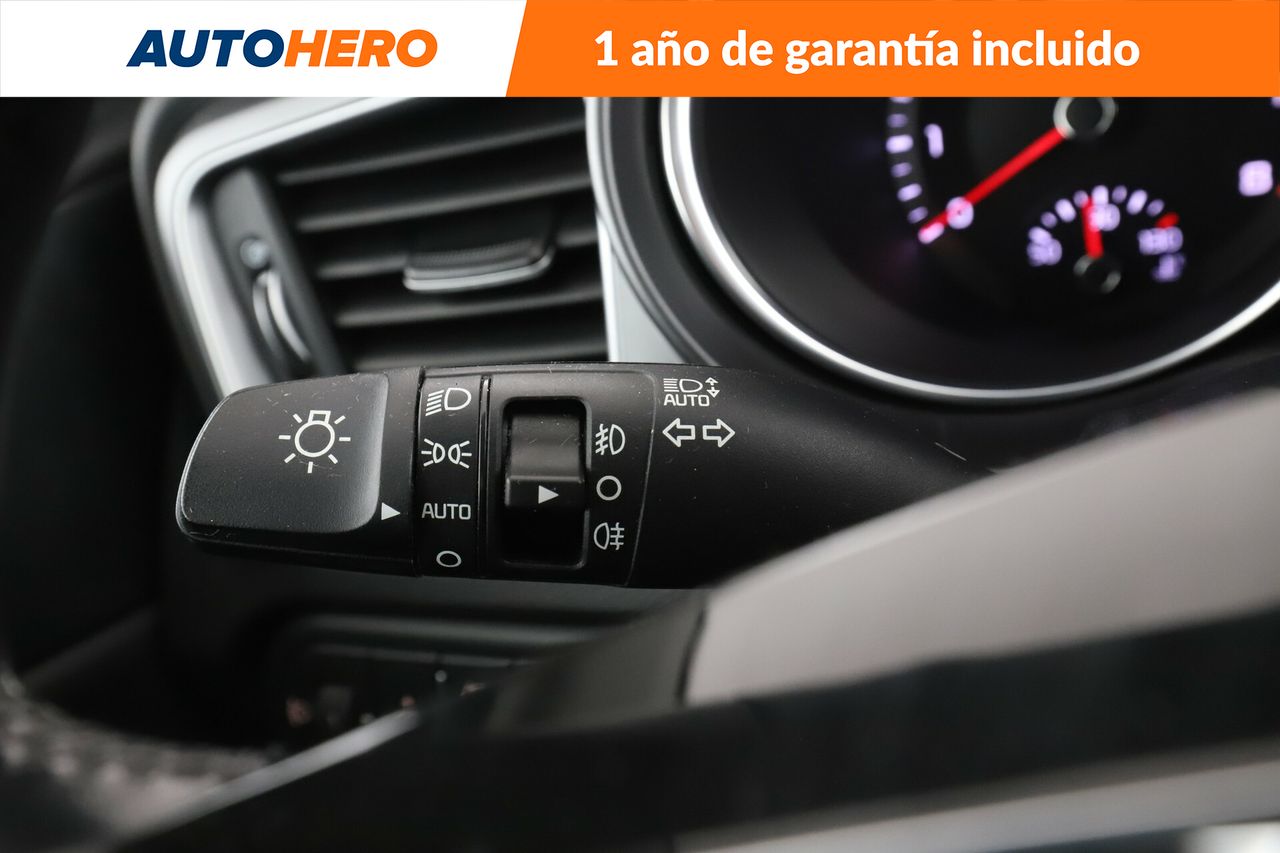 Foto Kia XCeed 24