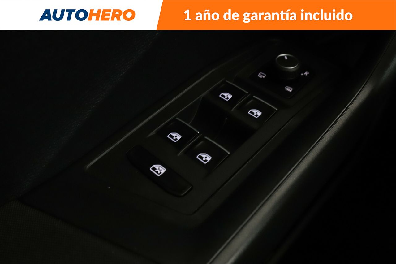 Foto Volkswagen T-Roc 24