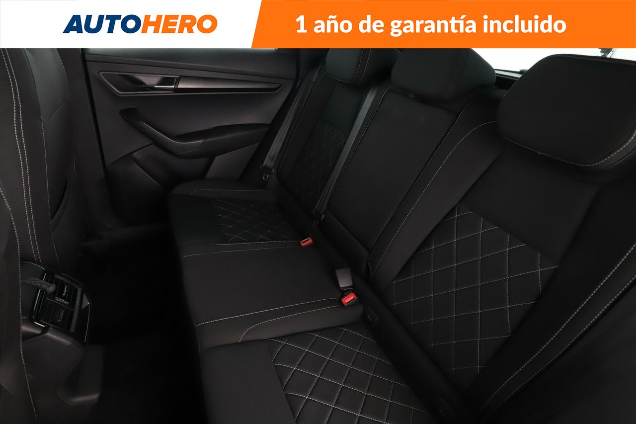 Foto Skoda Karoq 15