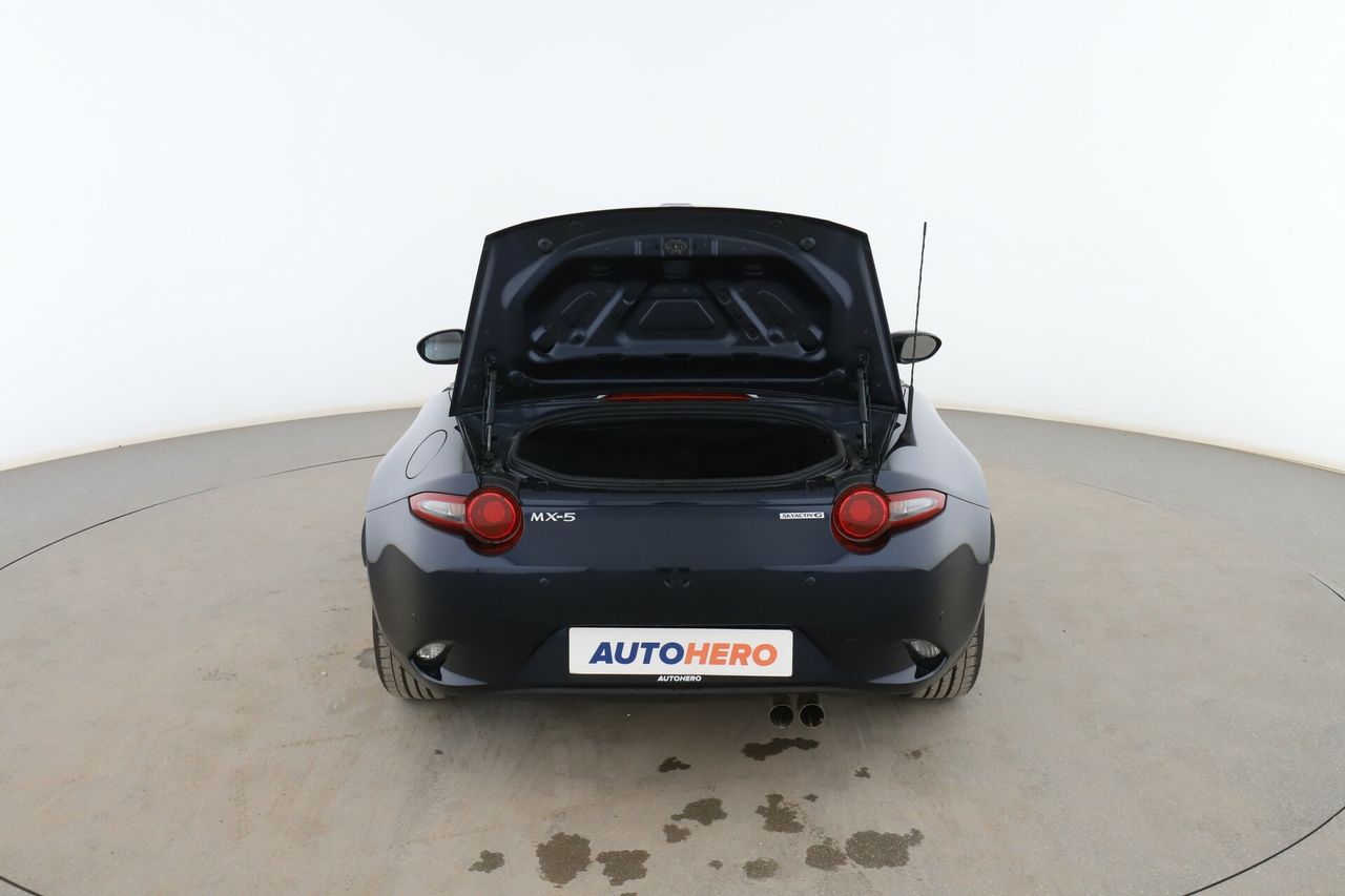 Foto Mazda MX-5 16