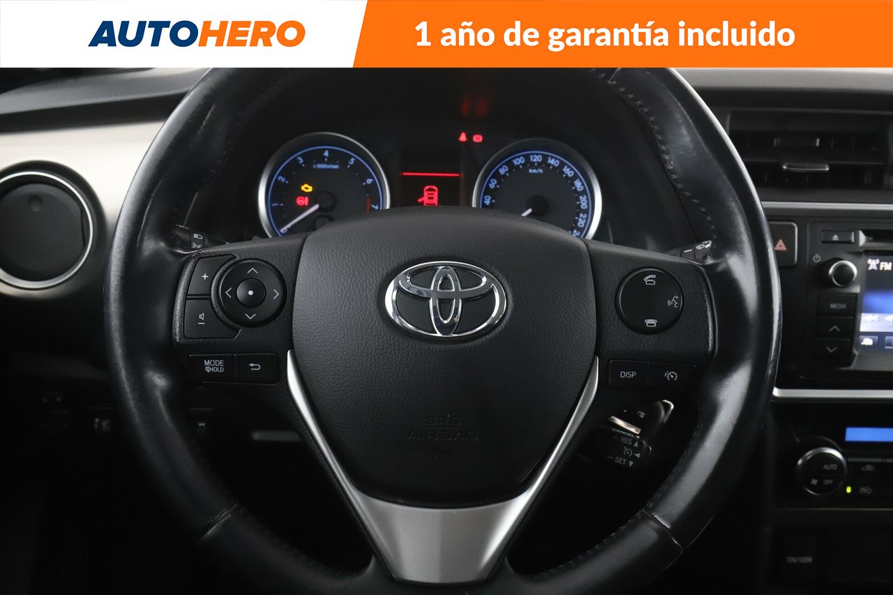 Foto Toyota Auris 19