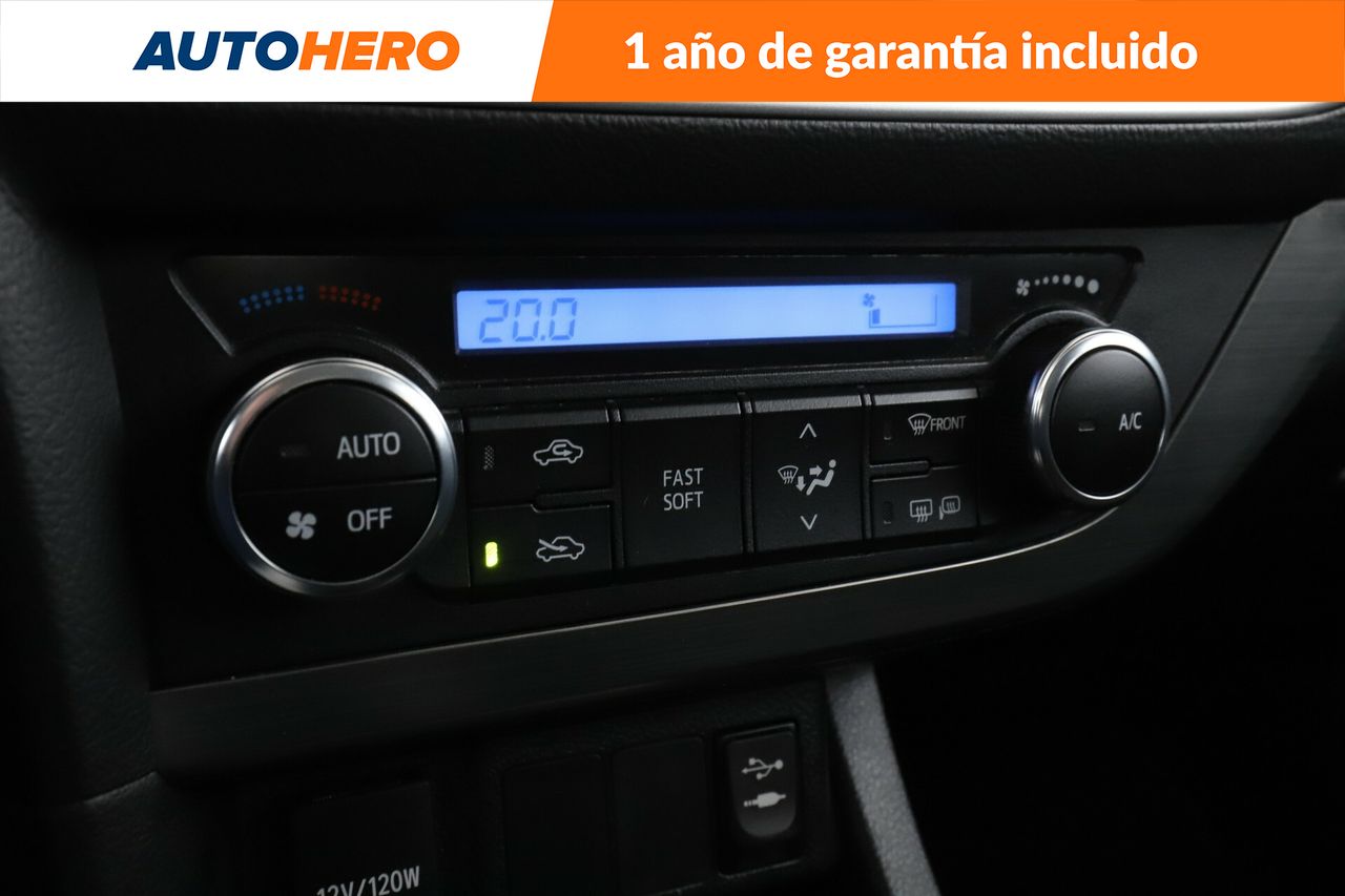 Foto Toyota Auris 23