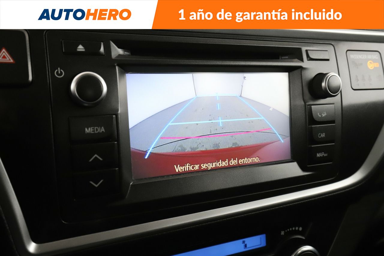Foto Toyota Auris 26
