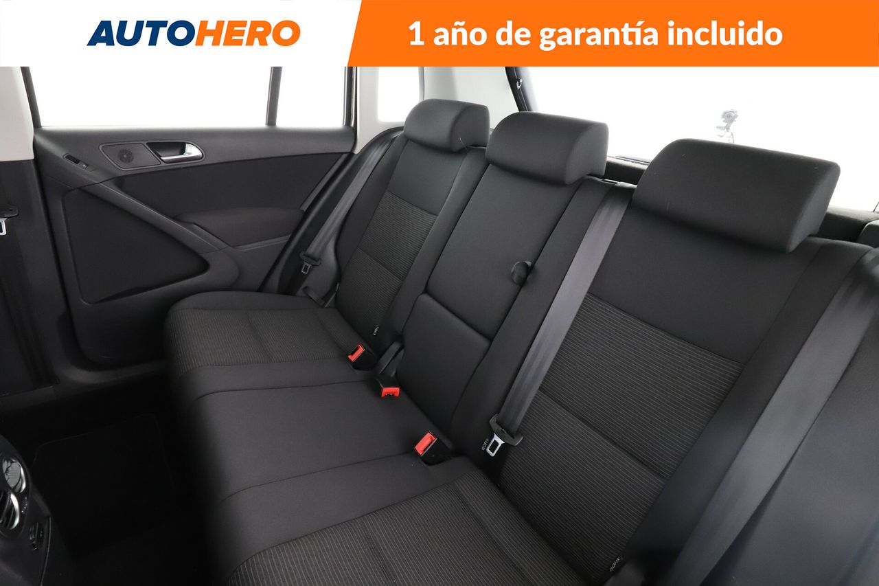 Foto Volkswagen Tiguan 14